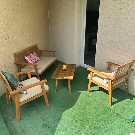 Appartement En Rez De Jardin Tout Equipe Fleurance Екстер'єр фото
